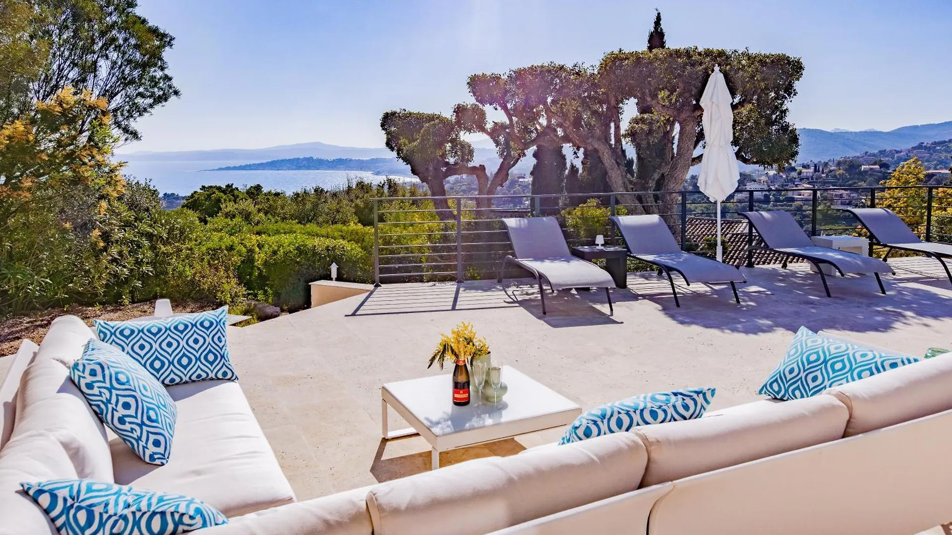 Magnifique Villa Piscine Chauffee, Climatisee, Vue Mer Sur レ・ズィサンブル 0*,