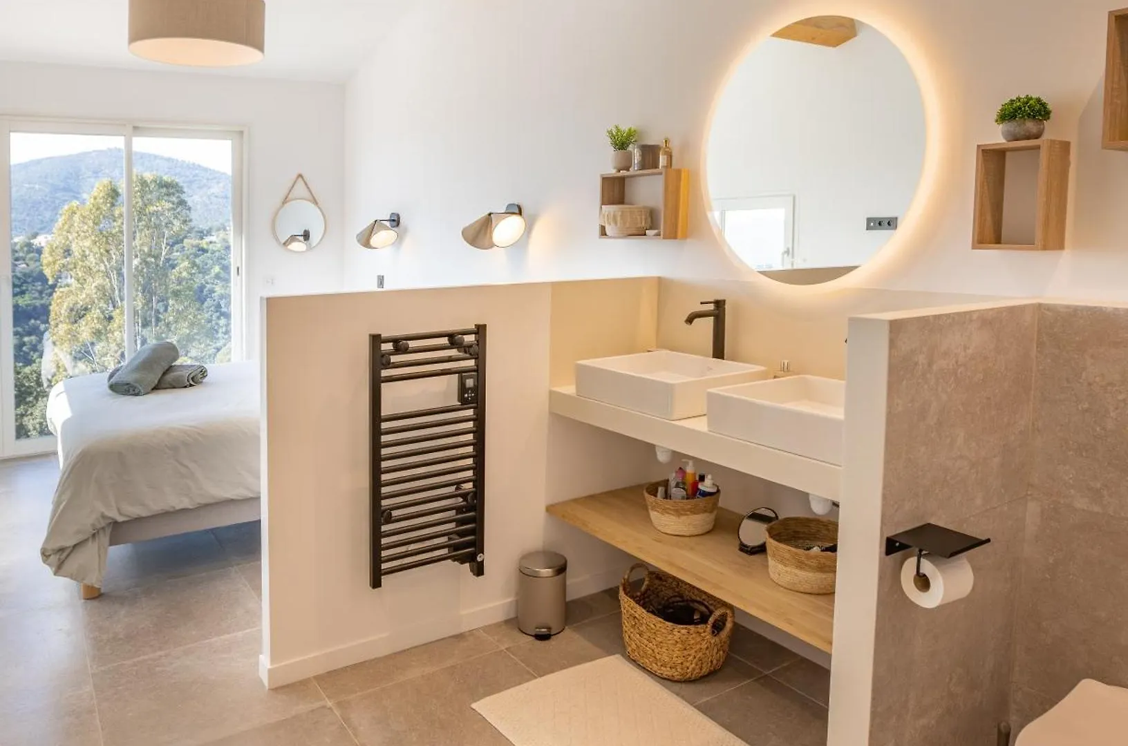 Magnifique Villa Piscine Chauffee, Climatisee, Vue Mer Sur レ・ズィサンブル 0*,  フランス