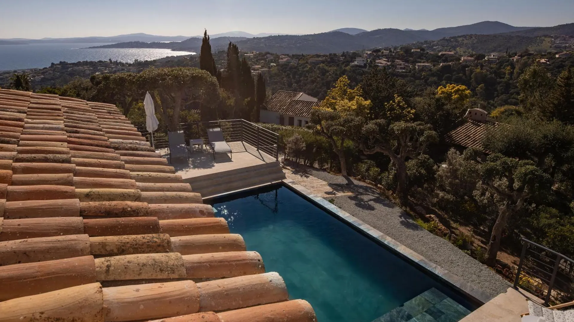 Magnifique Villa Piscine Chauffee, Climatisee, Vue Mer Sur レ・ズィサンブル